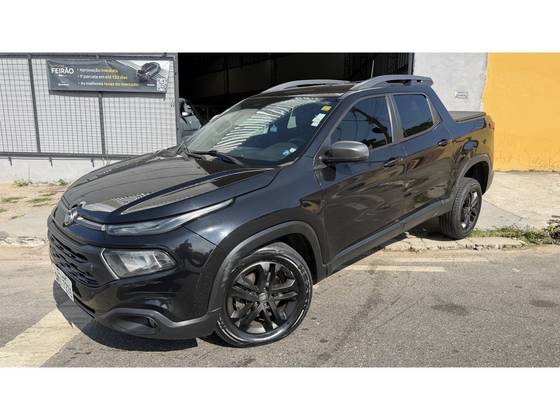 FIAT TORO 2.4 16V MULTIAIR FLEX BLACKJACK AT9 FIAT TORO 2.4 16V MULTIAIR FLEX BLACKJACK AT9